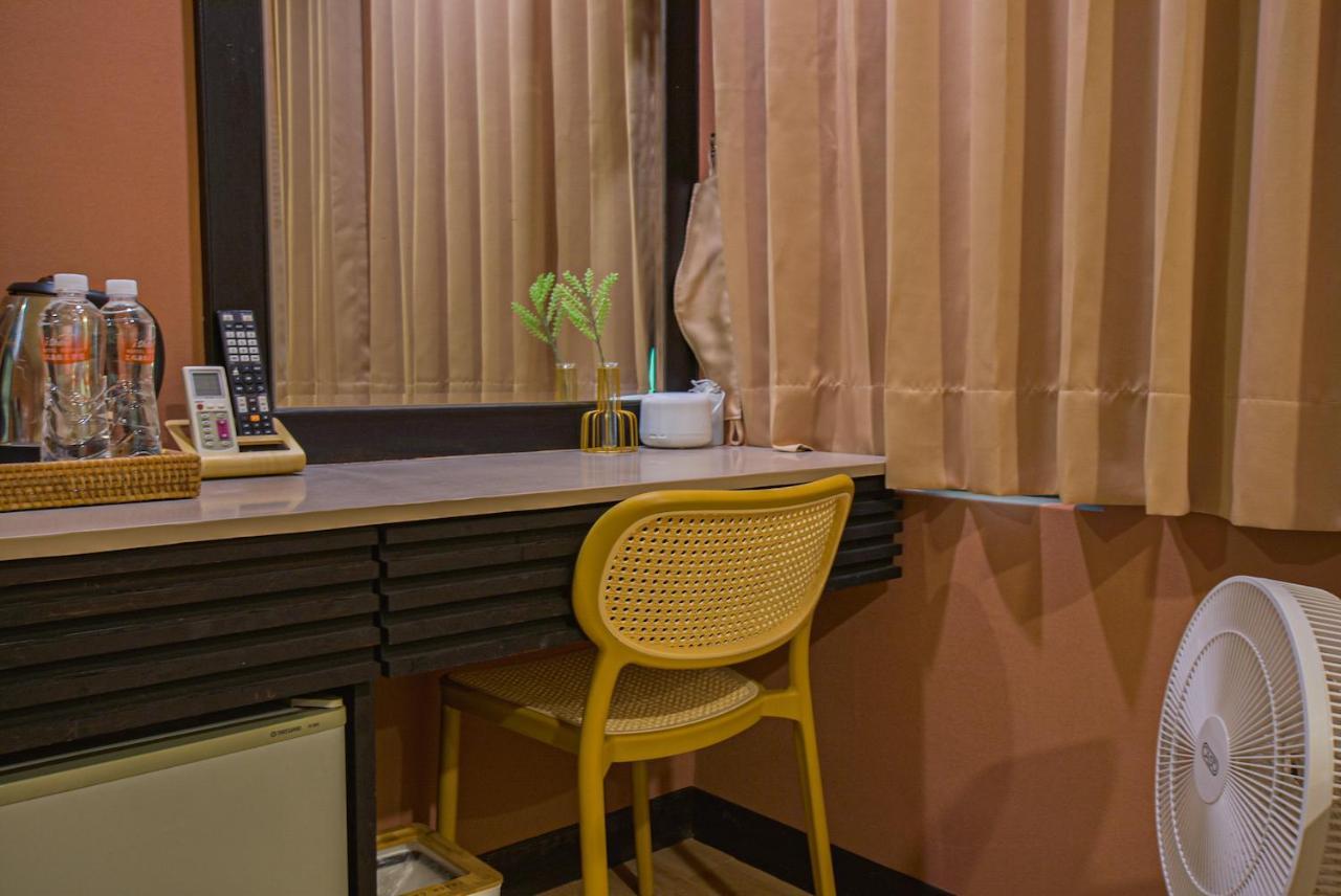 Ashare Hotel Yilan Ngoại thất bức ảnh